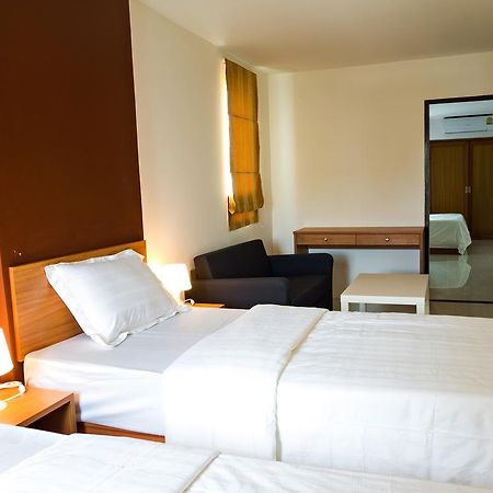Nrv Place Apart Hotel Bangkok Esterno foto