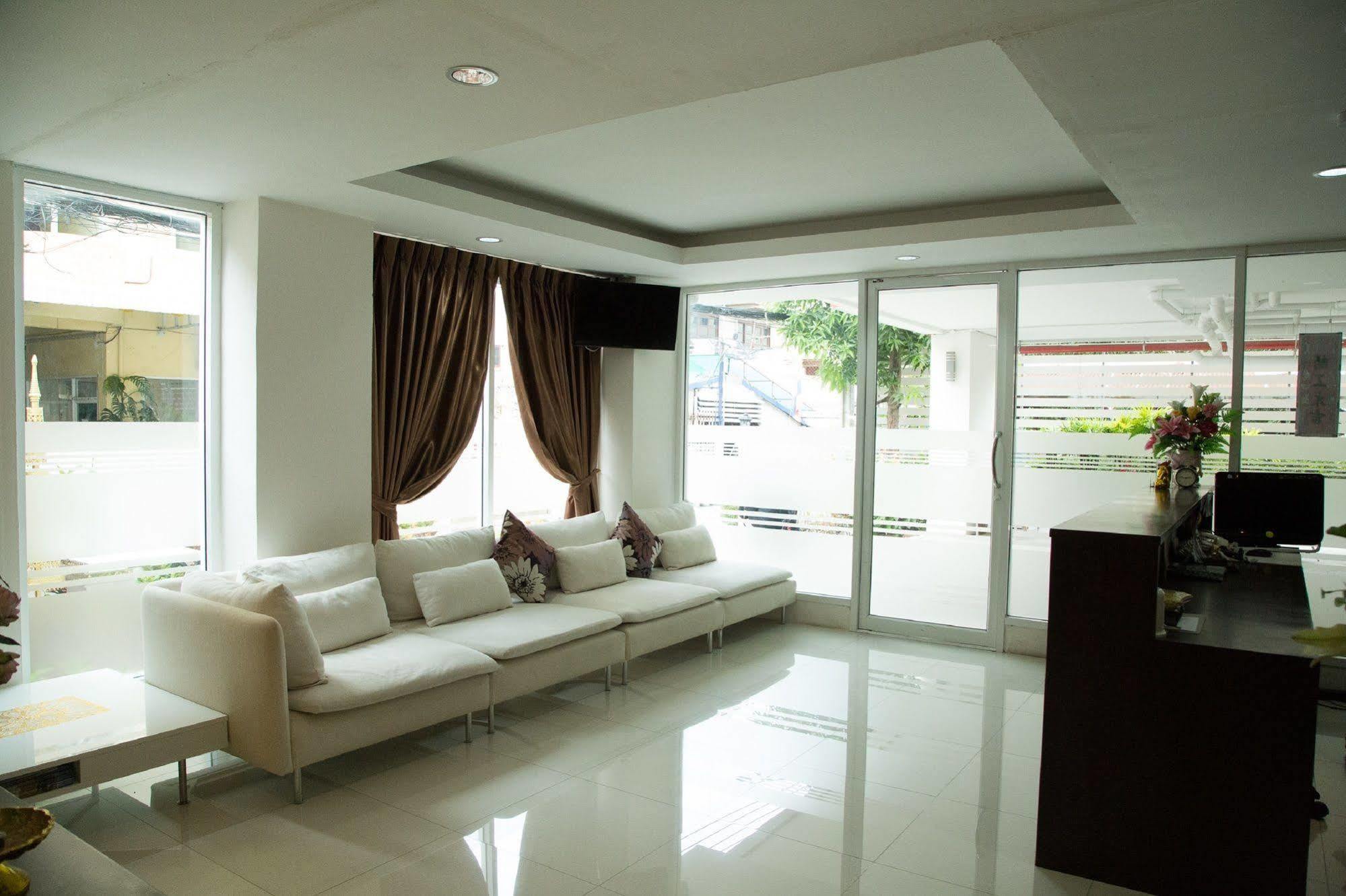 Nrv Place Apart Hotel Bangkok Esterno foto