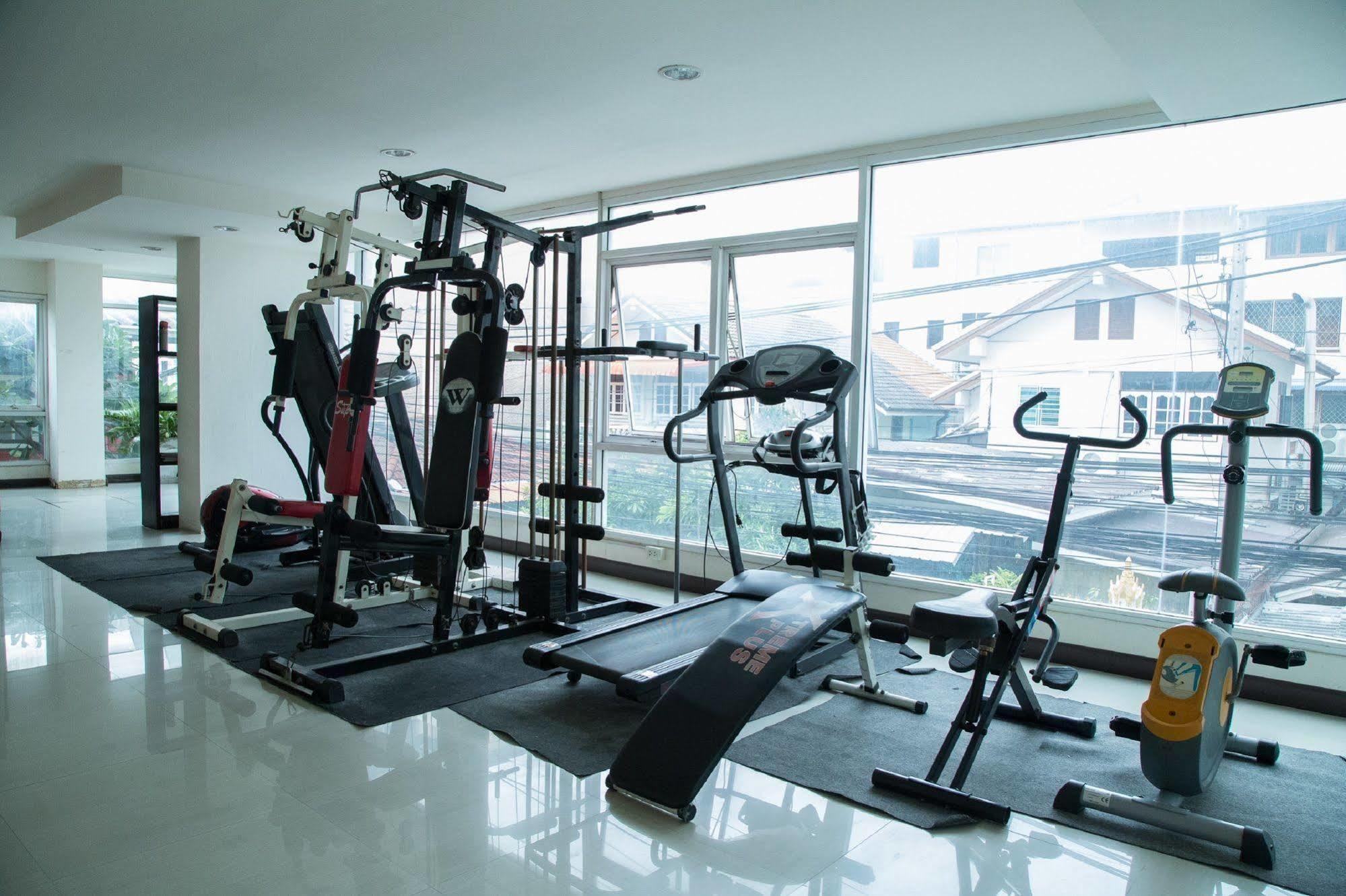 Nrv Place Apart Hotel Bangkok Esterno foto
